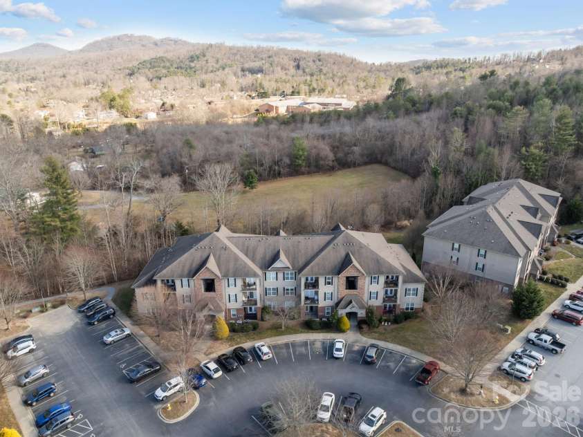 176 Brickton Village Circle, Fletcher, NC 28732.  MLS# CAR4333725, YatesRealty ID 18980. 