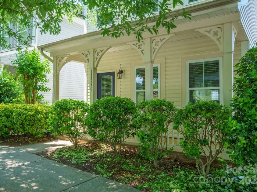 11530 Galashiels Drive, Huntersville, NC 28078.  MLS# CAR4256938, YatesRealty ID 18981. 