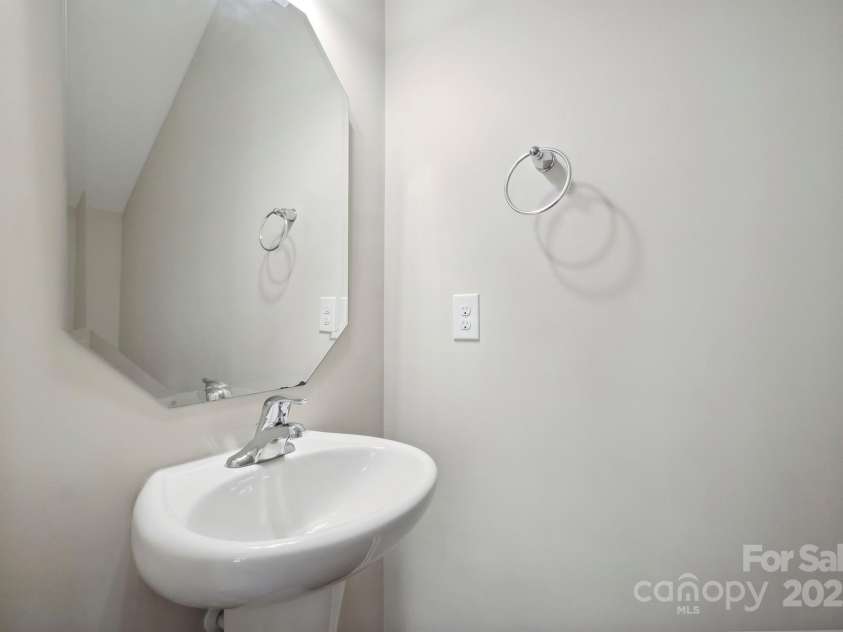 11530 Galashiels Drive, Huntersville, NC 28078.  MLS# CAR4256938, YatesRealty ID 18981. 