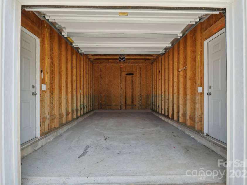 11530 Galashiels Drive, Huntersville, NC 28078.  MLS# CAR4256938, YatesRealty ID 18981. 