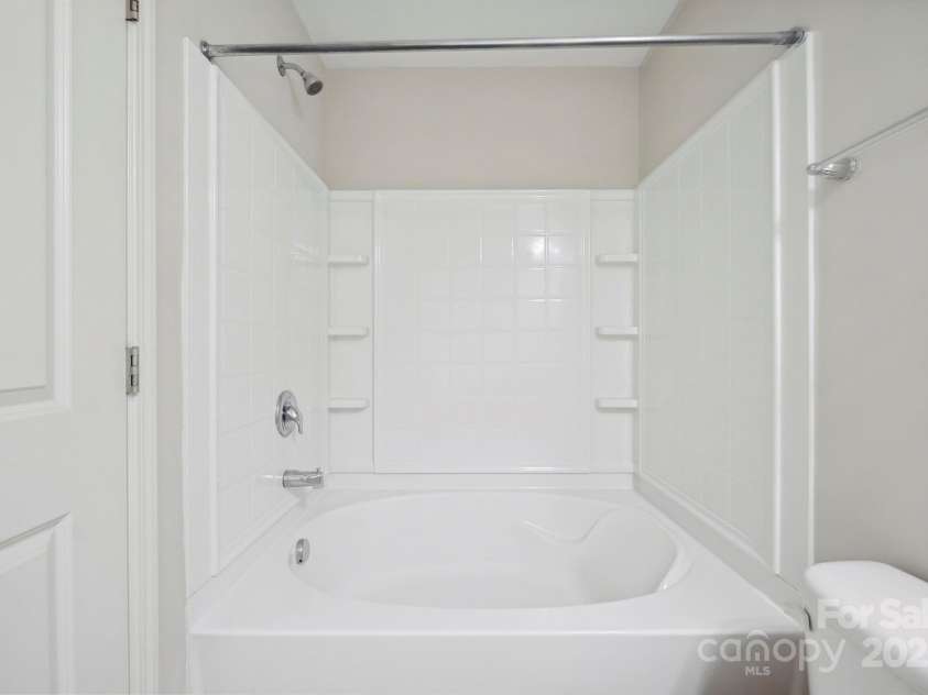 11530 Galashiels Drive, Huntersville, NC 28078.  MLS# CAR4256938, YatesRealty ID 18981. 