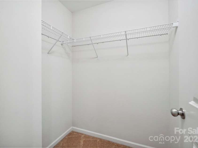 11530 Galashiels Drive, Huntersville, NC 28078.  MLS# CAR4256938, YatesRealty ID 18981. 