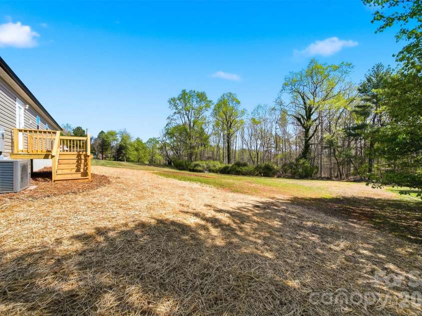 810 Vine Arden Road, Morganton, NC 28655.  MLS# CAR4369853, YatesRealty ID 18982. 
