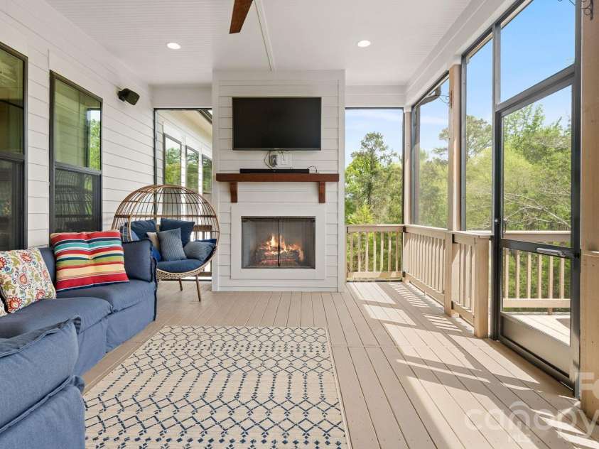 3438 Stags Leap Way, York, SC 29745.  MLS# CAR4366843, YatesRealty ID 18983. 