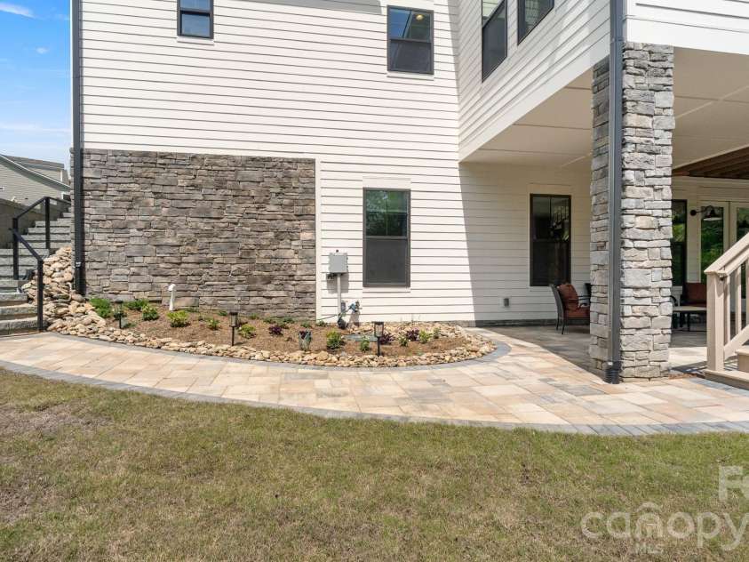 3438 Stags Leap Way, York, SC 29745.  MLS# CAR4366843, YatesRealty ID 18983. 