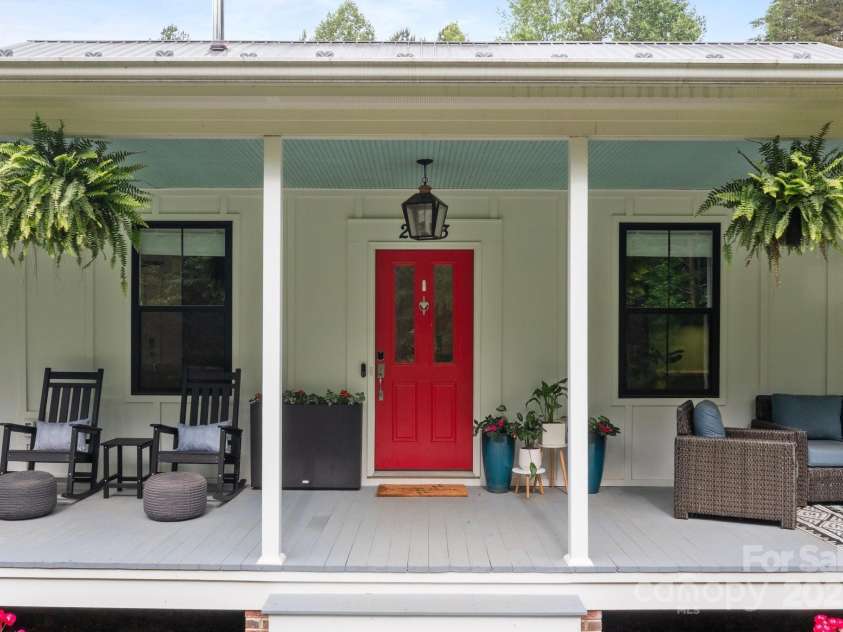 213 Genesis Place, Cleveland, NC 27013.  MLS# CAR4262619, YatesRealty ID 18984. Front welcoming entry