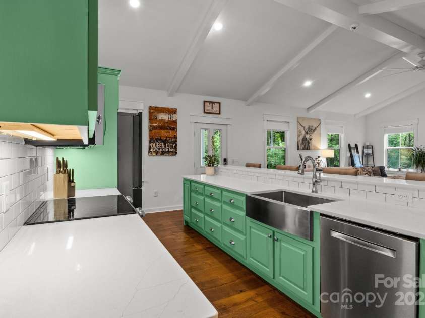 213 Genesis Place, Cleveland, NC 27013.  MLS# CAR4262619, YatesRealty ID 18984. Kitchen