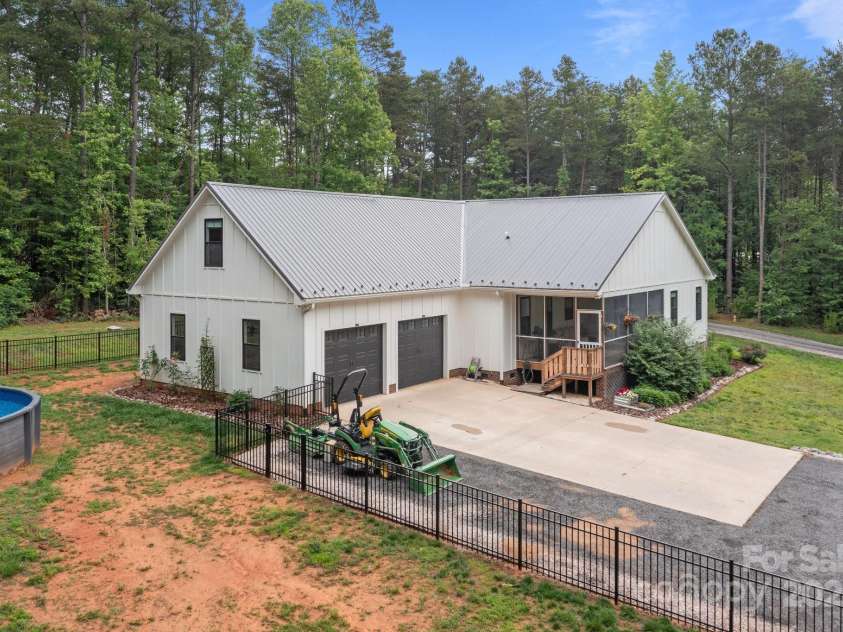 213 Genesis Place, Cleveland, NC 27013.  MLS# CAR4262619, YatesRealty ID 18984. Oversized two car garage