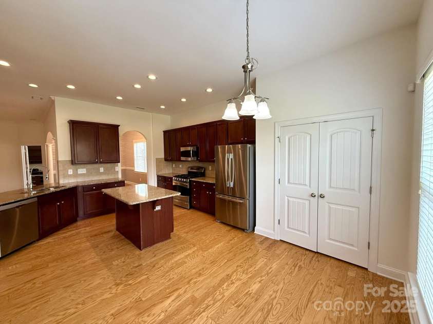 8429 Olde Stonegate Lane, Mint Hill, NC 28227.  MLS# CAR4267507, YatesRealty ID 18985. 