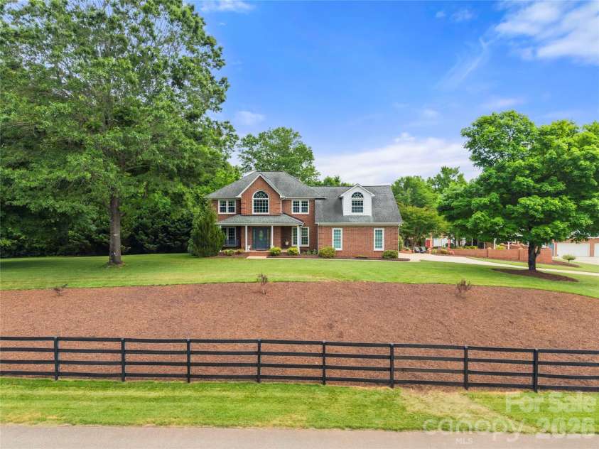 1125 Saddle Drive, York, SC 29745.  MLS# CAR4376183, YatesRealty ID 18986. 