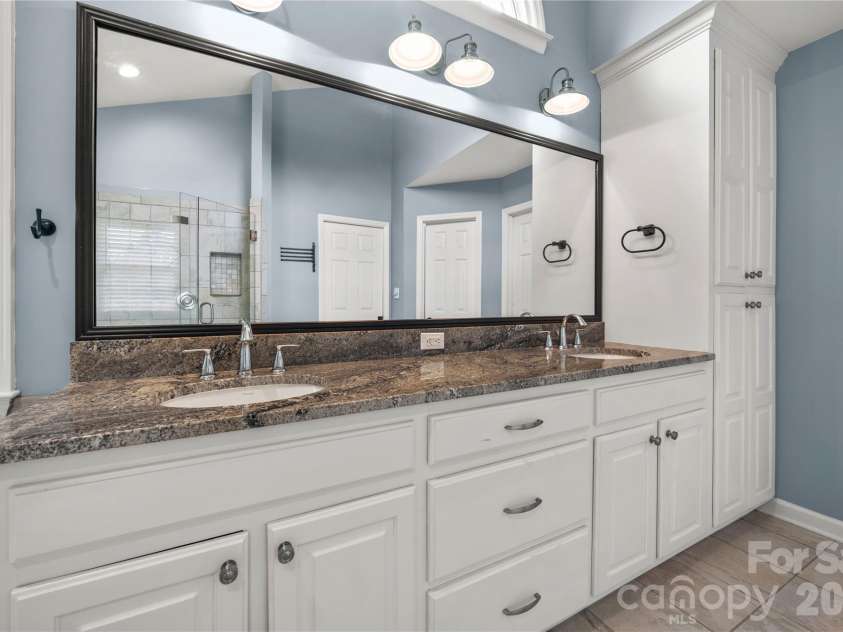 1125 Saddle Drive, York, SC 29745.  MLS# CAR4376183, YatesRealty ID 18986. 