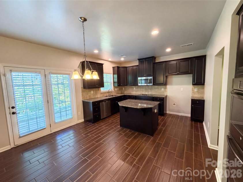 1303 Farm Branch Drive, Concord, NC 28027.  MLS# CAR4402107, YatesRealty ID 18987. Kitchen