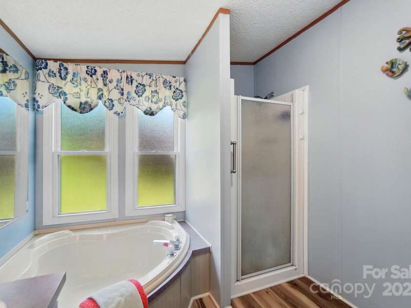 231 Valley View Drive, Clover, SC 29710.  MLS# CAR4264044, YatesRealty ID 18988. 