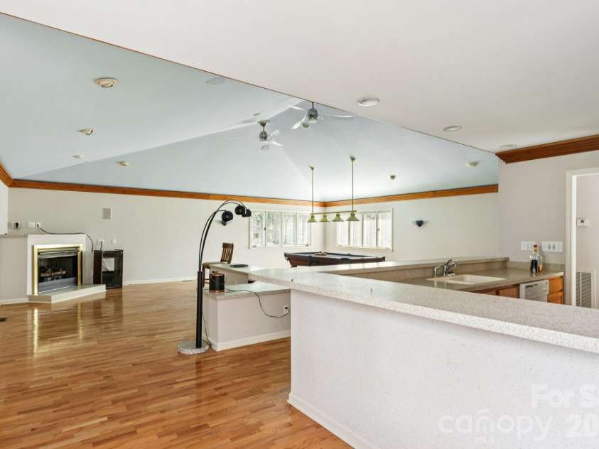 425 Lariat Circle, Salisbury, NC 28144.  MLS# CAR4362878, YatesRealty ID 18989. 