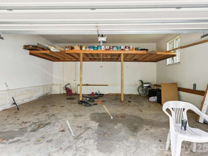 425 Lariat Circle, Salisbury, NC 28144.  MLS# CAR4362878, YatesRealty ID 18989. Garage #2