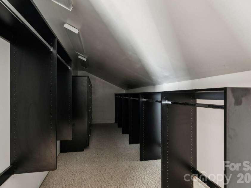 425 Lariat Circle, Salisbury, NC 28144.  MLS# CAR4362878, YatesRealty ID 18989. Primary Closet