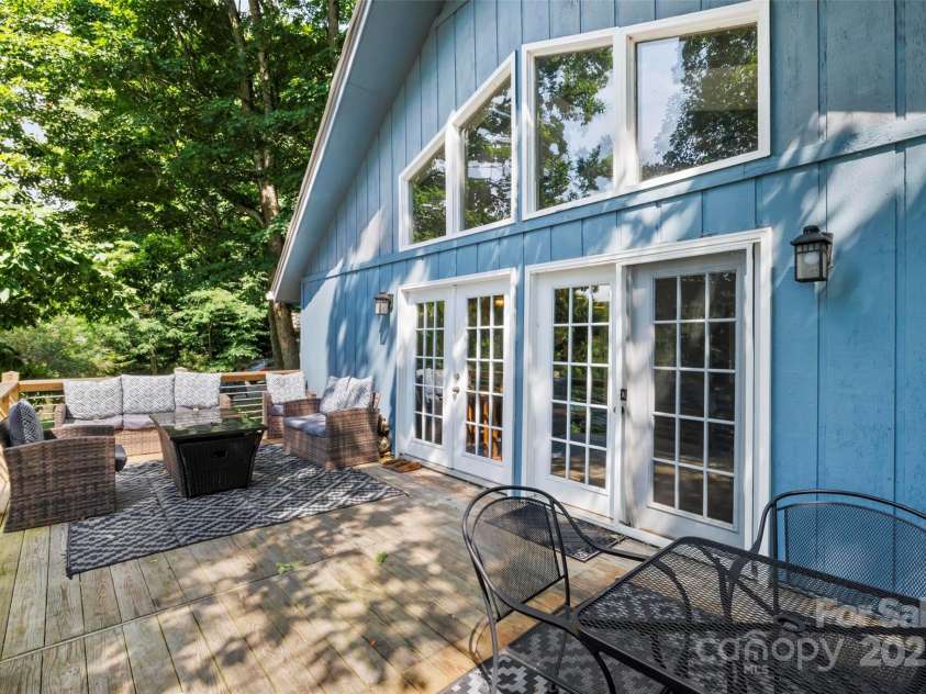 1340 Skyland Drive, Seven Devils, NC 28604.  MLS# CAR4220259, YatesRealty ID 1899. 
