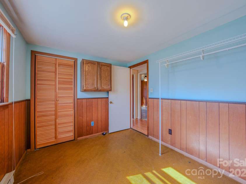 531 Bryson Road, Candler, NC 28715.  MLS# CAR4326585, YatesRealty ID 1899. 