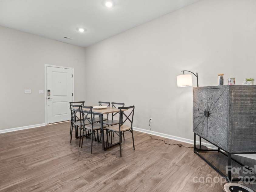 8928 Morning Mist Road, Charlotte, NC 28215.  MLS# CAR4261525, YatesRealty ID 18991. 