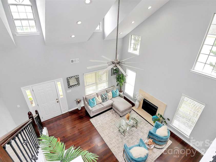 10449 Quiet Bay Court, Charlotte, NC 28278.  MLS# CAR4265045, YatesRealty ID 18992. 