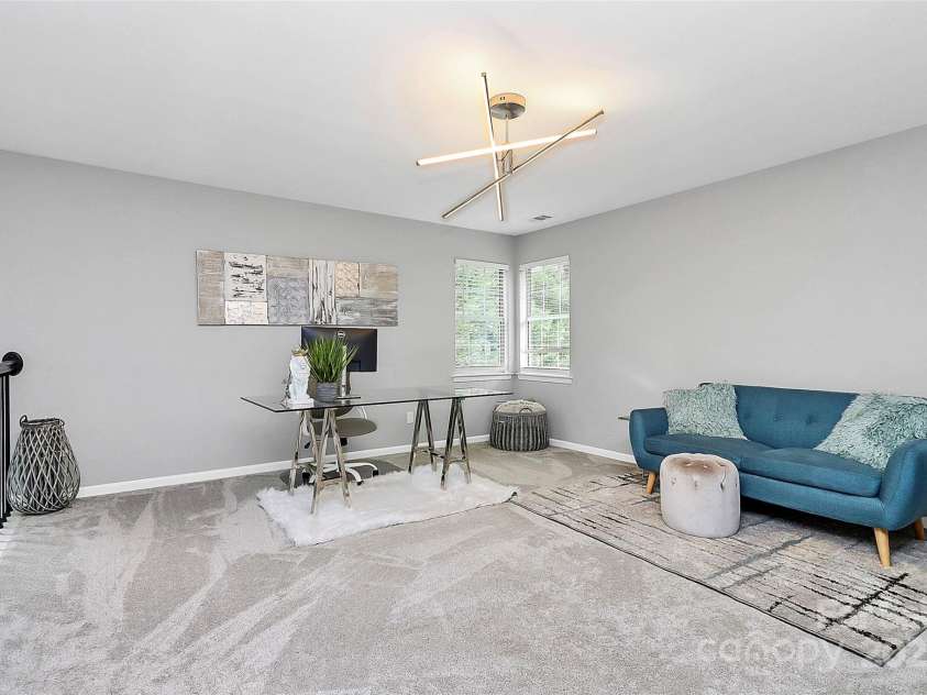 10449 Quiet Bay Court, Charlotte, NC 28278.  MLS# CAR4265045, YatesRealty ID 18992. 