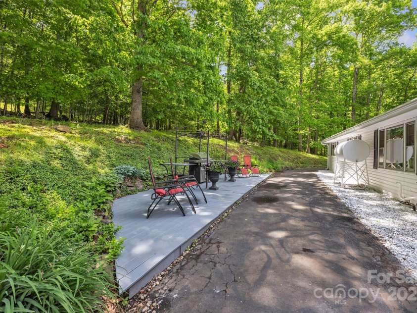 162 Candle Street, West Jefferson, NC 28694.  MLS# CAR4267894, YatesRealty ID 18995. 