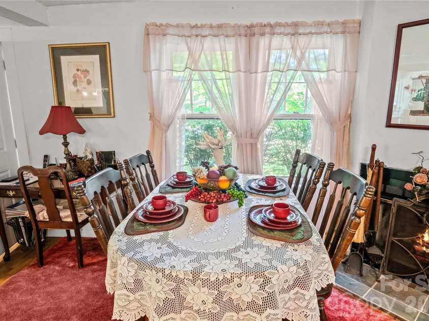 283 Constant Lane, Columbus, NC 28722.  MLS# CAR4374631, YatesRealty ID 18996. 