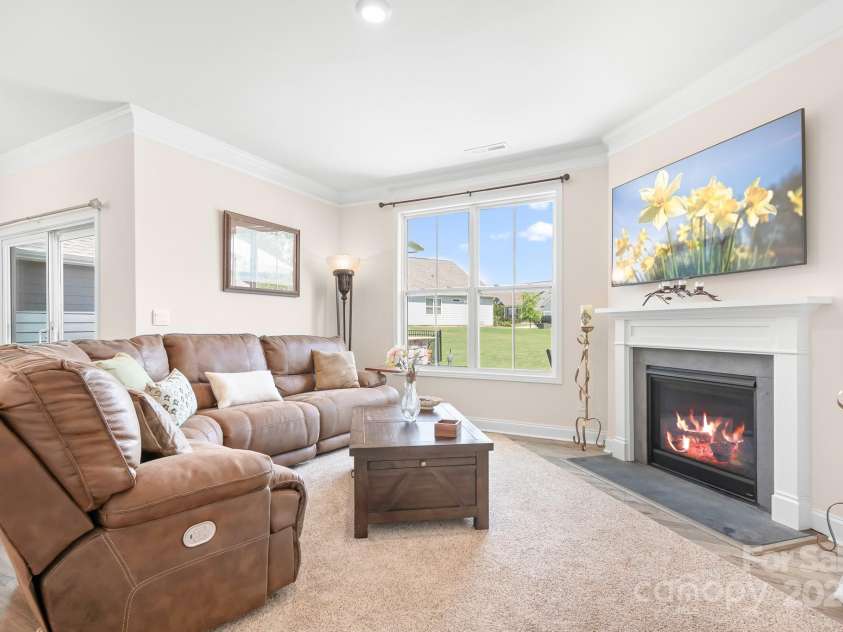 5058 Antebellum Drive, Iron Station, NC 28080.  MLS# CAR4260729, YatesRealty ID 18996. Great Room