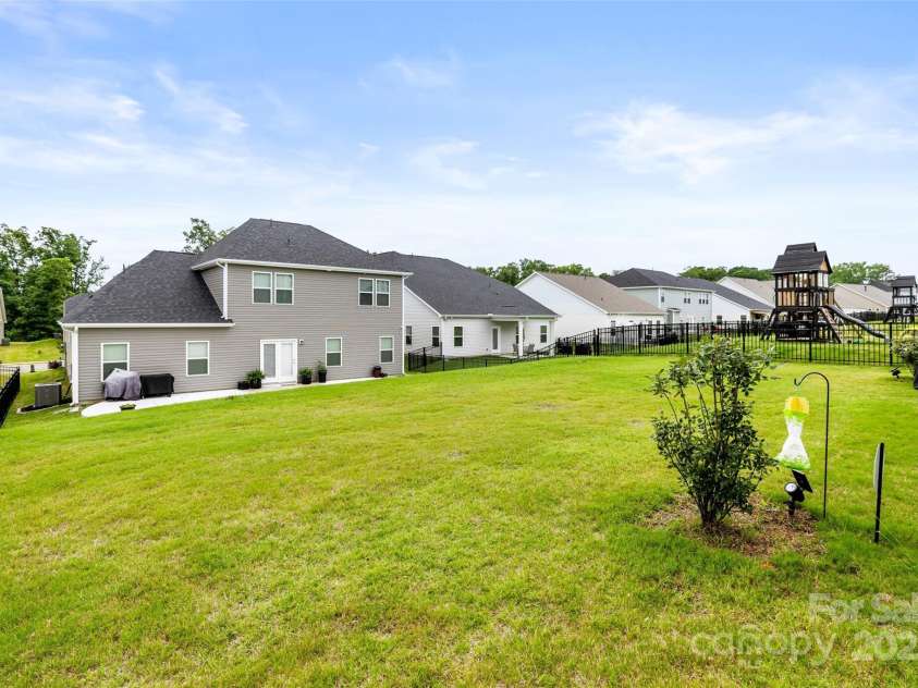 4046 Starfire Lane, Rock Hill, SC 29732.  MLS# CAR4258144, YatesRealty ID 18997. BACK YARD