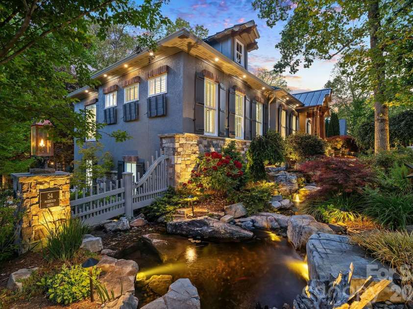 54 Mountain Drive, Biltmore Lake, NC 28715.  MLS# CAR4373625, YatesRealty ID 18997. 