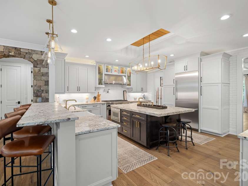 54 Mountain Drive, Biltmore Lake, NC 28715.  MLS# CAR4373625, YatesRealty ID 18997. 