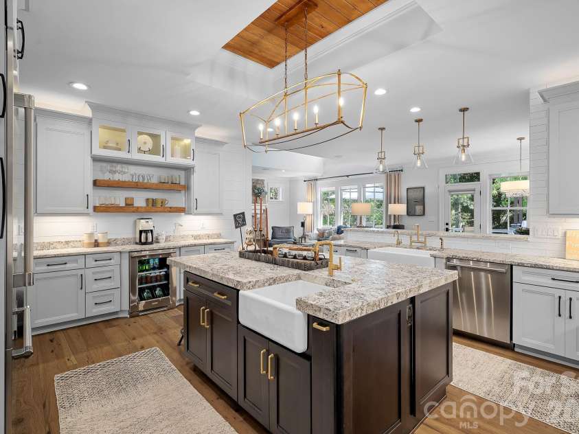 54 Mountain Drive, Biltmore Lake, NC 28715.  MLS# CAR4373625, YatesRealty ID 18997. 