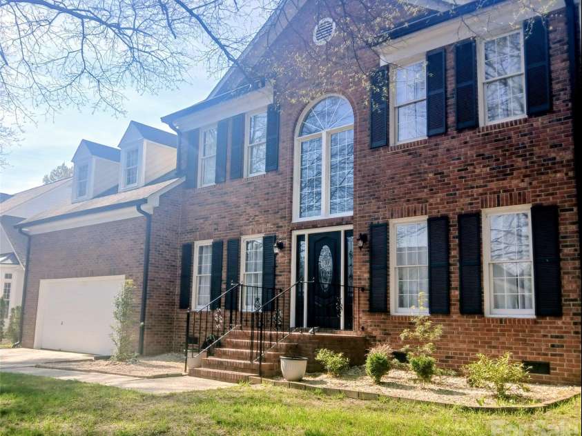 12702 Landing Green Drive, Charlotte, NC 28277.  MLS# CAR4326790, YatesRealty ID 18999. 