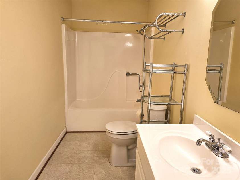 10670 Troutman Road, Midland, NC 28107.  MLS# CAR4295549, YatesRealty ID 19. 