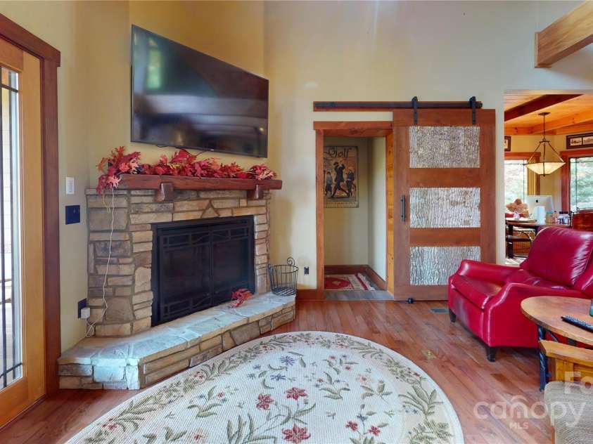 811 Hemlock Drive, Newland, NC 28657.  MLS# CAR4313317, YatesRealty ID 190. 