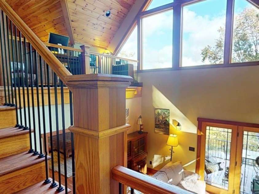 811 Hemlock Drive, Newland, NC 28657.  MLS# CAR4313317, YatesRealty ID 190. 