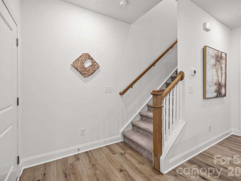 5008 Cherry Gum Court, Matthews, NC 28105.  MLS# CAR4335325, YatesRealty ID 1900. 