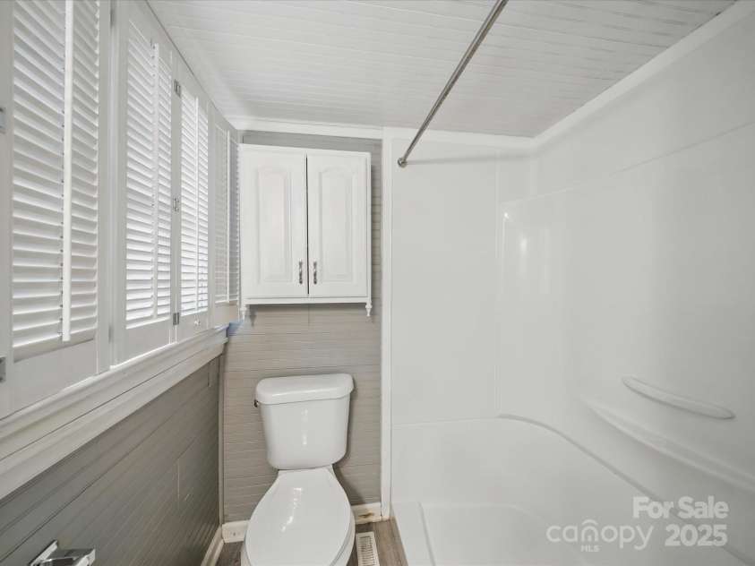308 Monroe Street, Salisbury, NC 28144.  MLS# CAR4264965, YatesRealty ID 19000. 