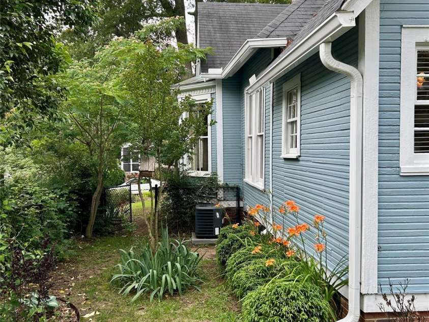 308 Monroe Street, Salisbury, NC 28144.  MLS# CAR4264965, YatesRealty ID 19000. 