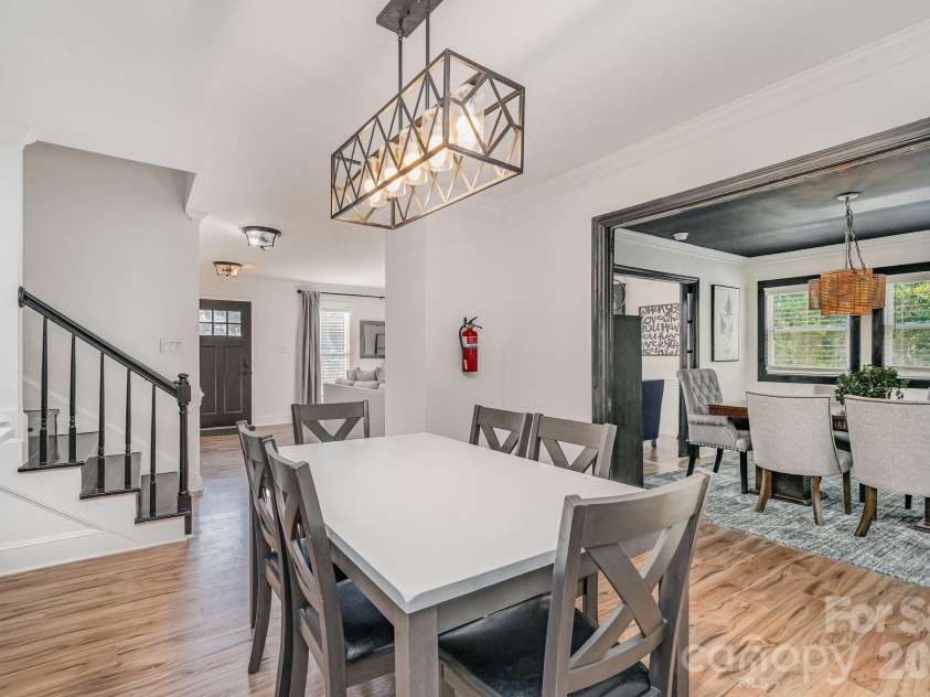8823 Dartmoor Place, Mint Hill, NC 28227.  MLS# CAR4377805, YatesRealty ID 19000. 