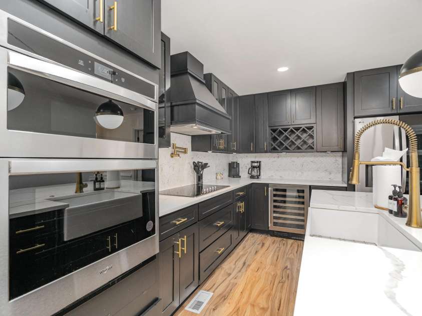 8823 Dartmoor Place, Mint Hill, NC 28227.  MLS# CAR4377805, YatesRealty ID 19000. 