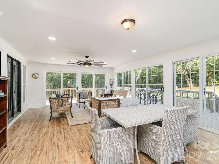 8823 Dartmoor Place, Mint Hill, NC 28227.  MLS# CAR4377805, YatesRealty ID 19000. 