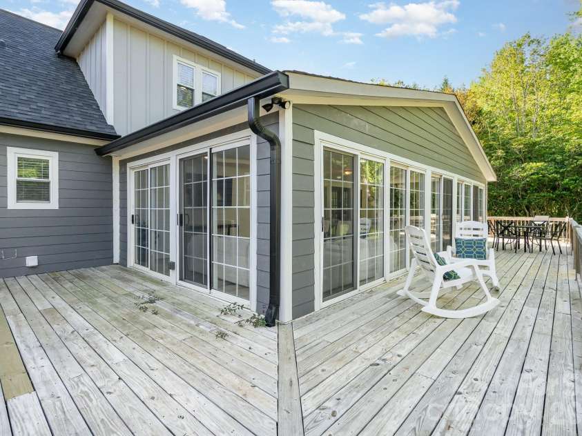 8823 Dartmoor Place, Mint Hill, NC 28227.  MLS# CAR4377805, YatesRealty ID 19000. 