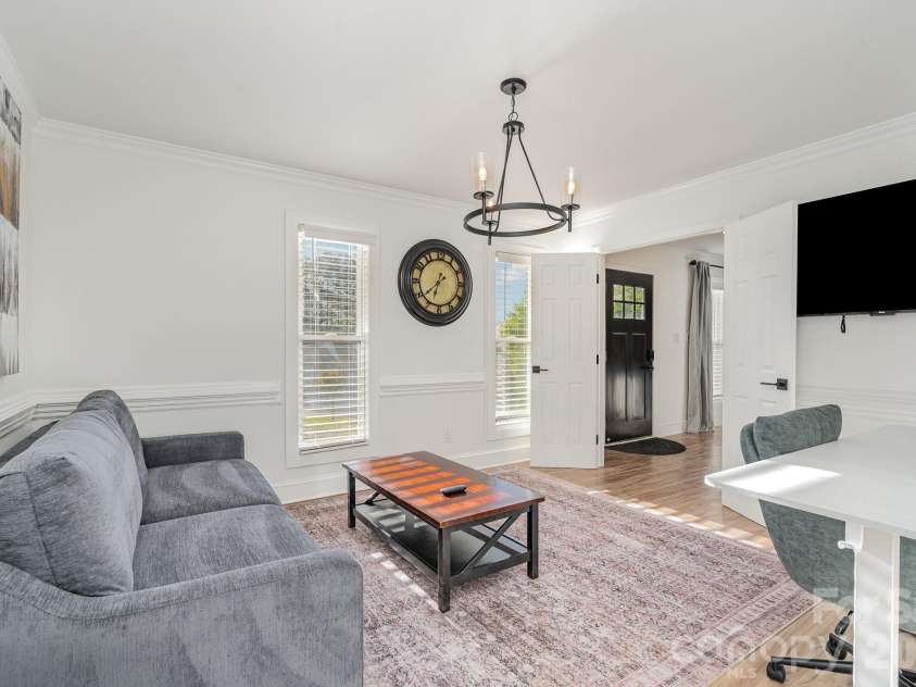 8823 Dartmoor Place, Mint Hill, NC 28227.  MLS# CAR4377805, YatesRealty ID 19000. 