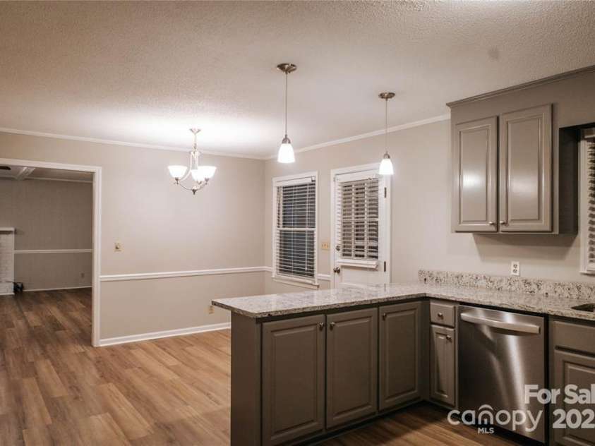 1708 Dogwood Lane, Lancaster, SC 29720.  MLS# CAR4257949, YatesRealty ID 19003. 