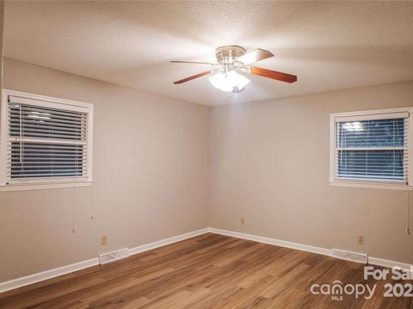 1708 Dogwood Lane, Lancaster, SC 29720.  MLS# CAR4257949, YatesRealty ID 19003. 