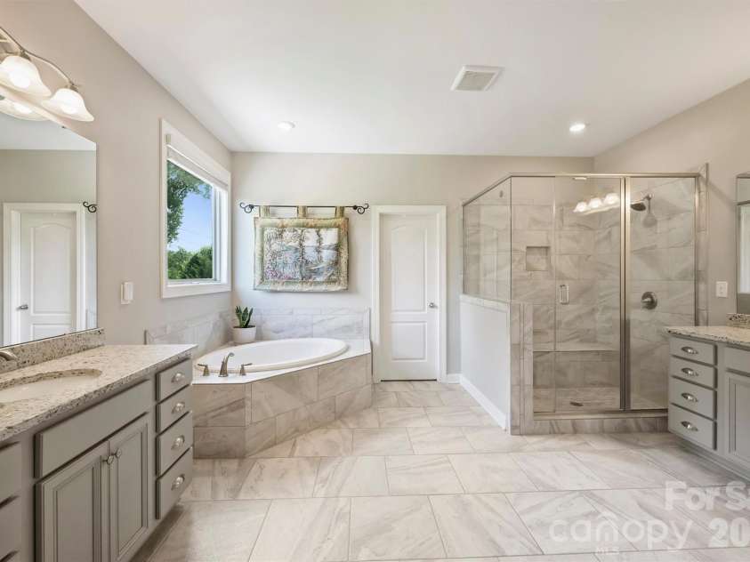 819 Tyne Drive, Fort Mill, SC 29715.  MLS# CAR4375849, YatesRealty ID 19004. 