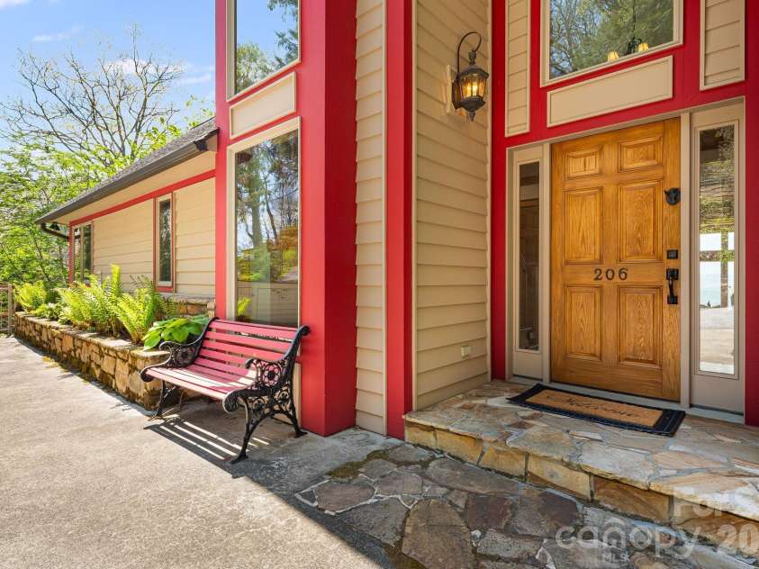 206 Twin Springs Road, Blowing Rock, NC 28605.  MLS# CAR4375929, YatesRealty ID 19005. 