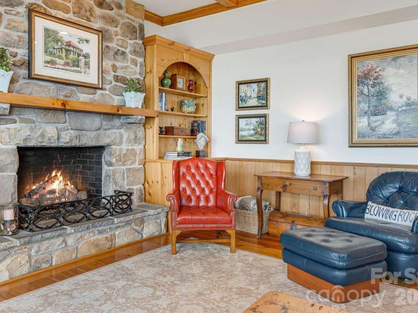 206 Twin Springs Road, Blowing Rock, NC 28605.  MLS# CAR4375929, YatesRealty ID 19005. 