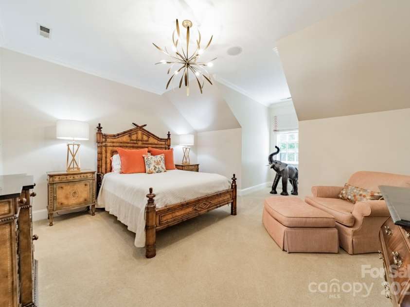 4001 Doves Roost Court, Charlotte, NC 28211.  MLS# CAR4266403, YatesRealty ID 19006. Ensuite Bedroom 2